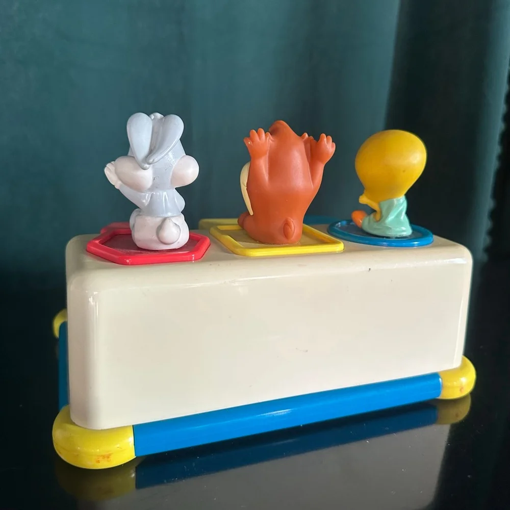 Baby Tyco Looney Tunes Lovables Learning Toy 1995
